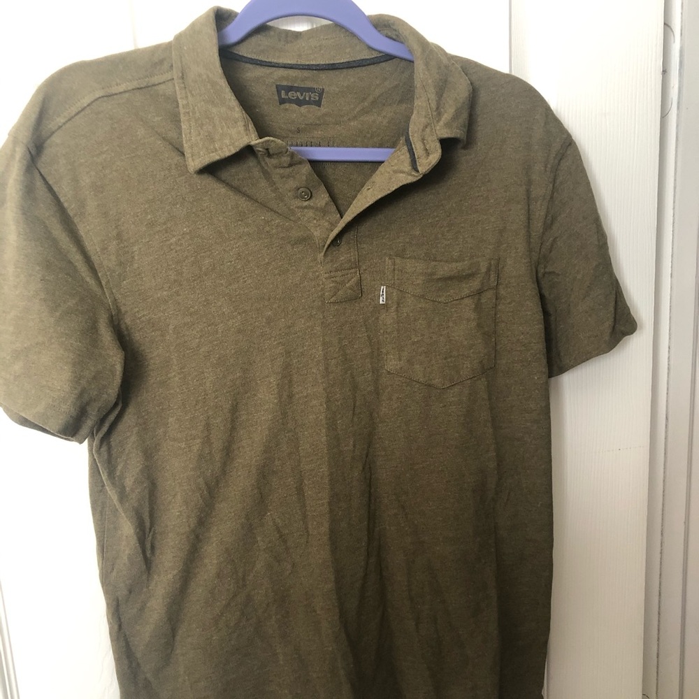 Levi’s polo